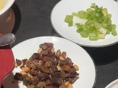 -鸽子侯·家宴·平价海鲜(市图书馆店)