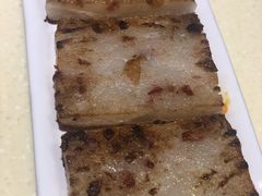香煎萝卜糕-龙记烧腊茶餐厅(常德路店)