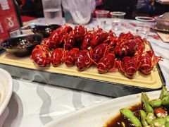 -肥肥虾庄·金牌油焖大虾(首义路店)