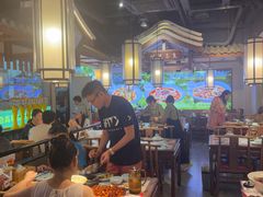 -川流不息·地道川菜·小龙虾(新松江路店)
