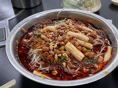 -周良天山牛杂城(天山路总店)