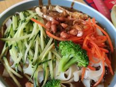 秘制麻酱凉皮-北往西·西安油泼面(万德庄店)