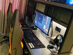 -BUFF电竞酒店(成都春熙路太古里店)