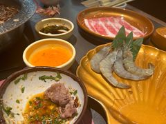 -牛YO寿喜烧·铁板烧和牛火锅自助(市府恒隆店)