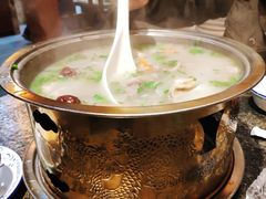 滋补羊肉汤-鹏馨羊羔肉·非遗(新建街店)