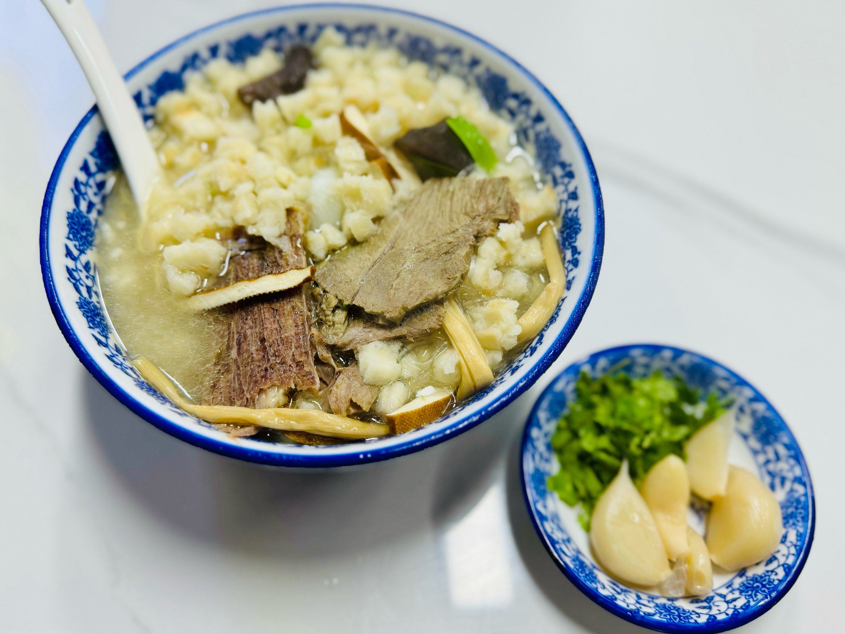 家乡的味道,一碗羊肉泡馍