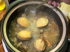 鲍鱼花螺鸡煲-吉品莞家·鲍鱼鸡煲(东莞店)