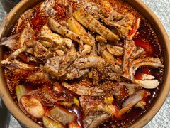 -土砂锅生态山庄·非遗砂锅雅鱼