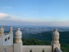 -定都峰