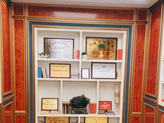 -品海楼·大连海胆锅贴馆(东港店)