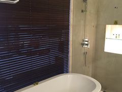 -青岛海尔洲际酒店