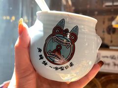 -老牌坊云南鱼豆花火锅(爱建店)
