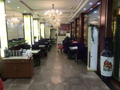 大堂-王良才酸菜鱼(总店)