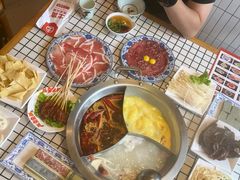 -山悦里 山野·鲜火锅(罗斯福广场店)