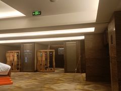 -广州中心皇冠假日酒店