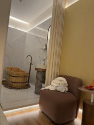 -苑苑vbeauty科技美容SPA
