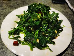 凉拌人心菜-华盛园卷子王农家菜水库鱼