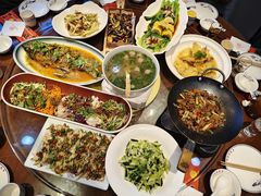 -那家老院子东北菜·饺子·小鸡炖蘑菇(艳华街店)