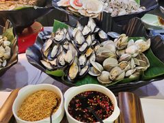 -亚洲国际大酒店·云顶阁旋转自助餐厅