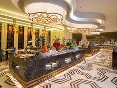 自助取餐区-皇家金煦酒店大堂吧