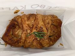 -MEEBO KAFEE米咖焙坊(虹桥路店)