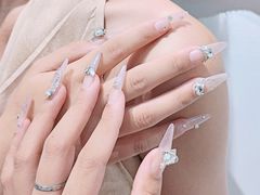 -群丽化妆摄影美甲纹绣培训学校
