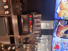 -麦当劳(驿坂服务区B区店)