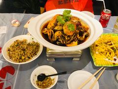 -肥肥虾庄·金牌油焖大虾(东湖欢乐谷店)