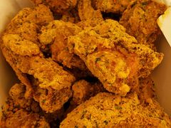 -BHC炸鸡(明洞总店)