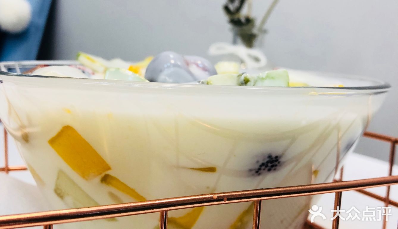 无意中看见这家店，清新淡雅