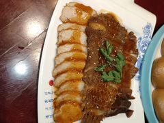 烧卤拼盘-牛头鱼庄·地道广西菜(西明店)