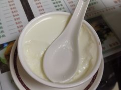 -义顺牛奶公司(新马路老店)