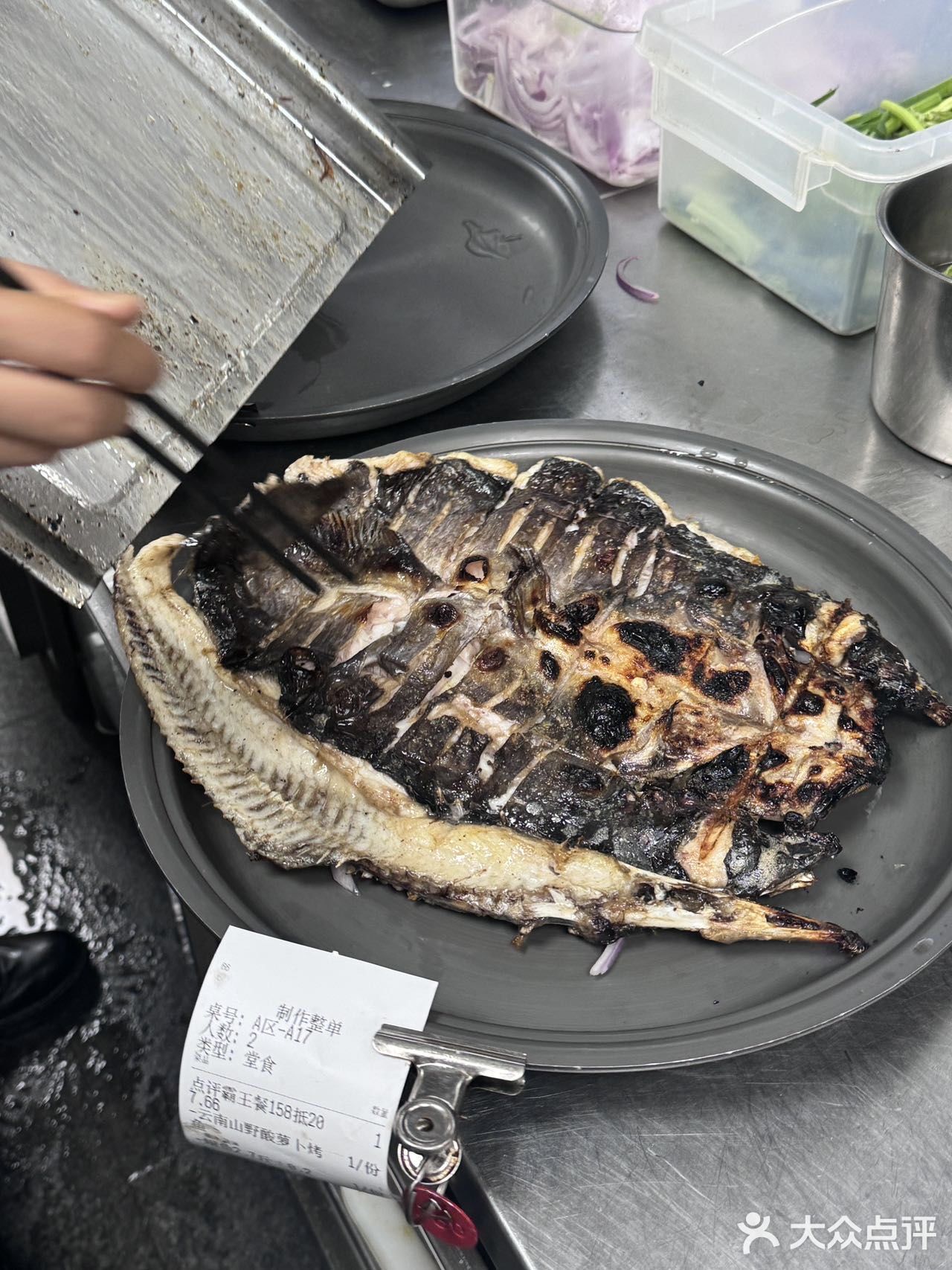 对这一口云南烤活鱼真的完全没有抵抗力[色]