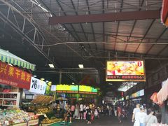 -曼阁市场水果批发市场