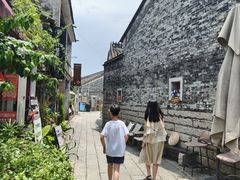 -鹏城人家海鲜酒家·23年老字号(较场尾店)