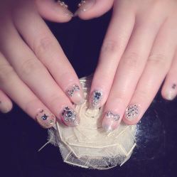 -EMILY艾枚莉美甲美睫·美颜·现磨咖啡