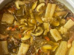 -黔蘑菇四季餐厅(观山湖店)