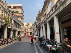 -海口骑楼小吃街