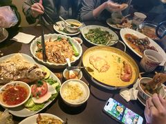 -大头虾越式风味餐厅(光明广场店)