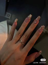 -Pink You美甲洗眉纹绣定制中心