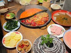 -萍姐火锅·公路夜市(武汉首店)