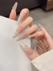 -赢韵美甲美睫瑞士净斑中心