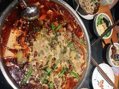 -小饕荟雅安贡椒鱼鲜馆(广福桥店)