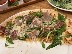 -城市大道红炉披萨烘焙坊