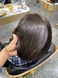 -Tloml salon