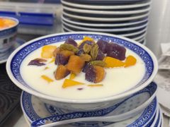 -广信牛奶甜品世家(台东店)