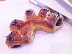 黑芝麻豆沙起酥-巴黎贝甜(五道口店)