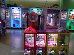 -爱玩嘉年华(龙湖曲江天街店)