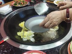 -边江铁锅炖鱼(振八街店)