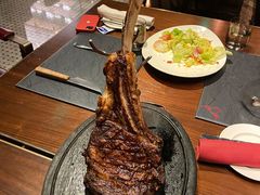 -恰餐厅及酒吧 CHAR Bar & Grill (北京丽都皇冠假日店)